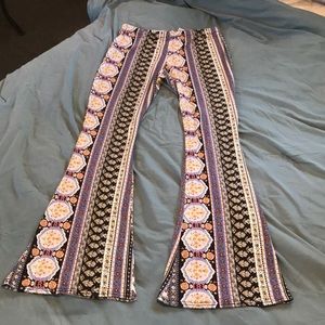 Muddy cute design flare bottom pants Size L